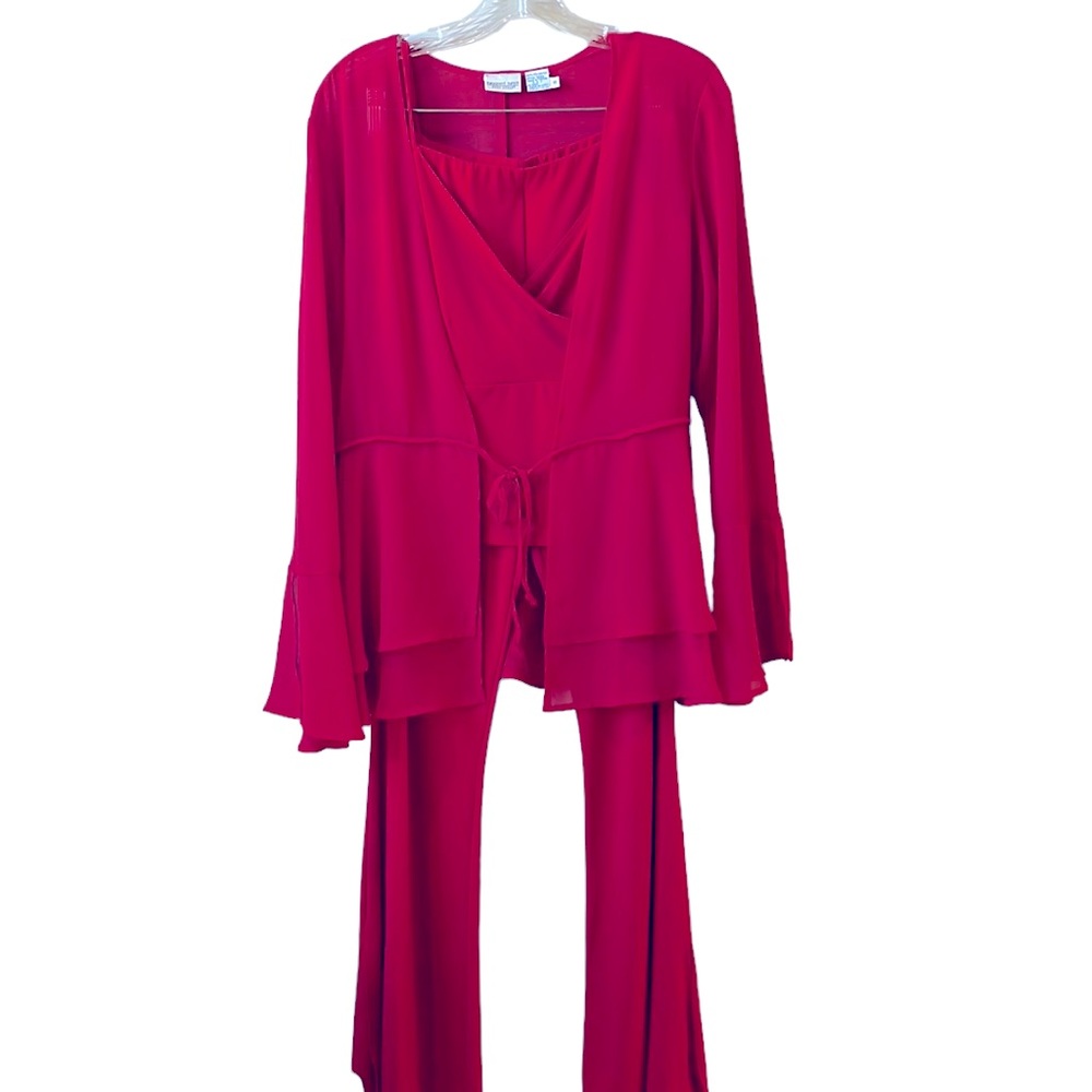 Red Pantsuit - 3-Piece Set - (8)